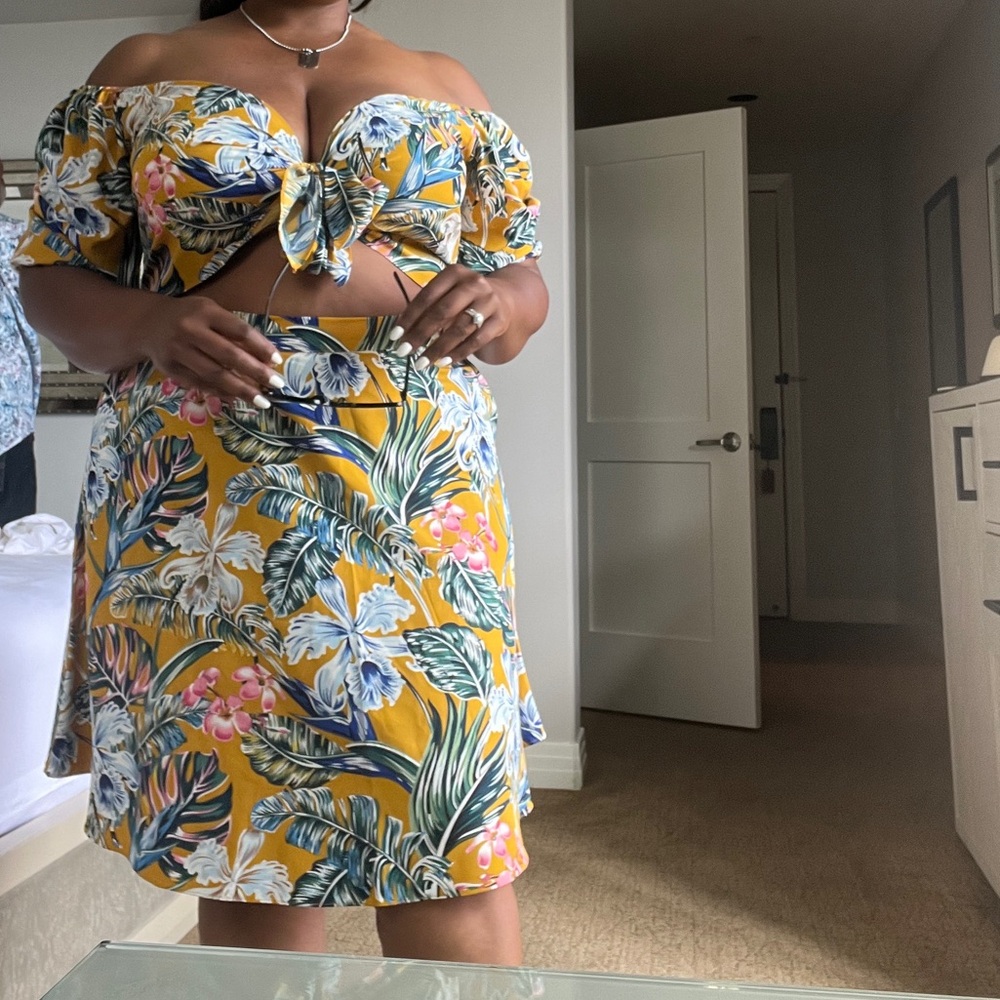 Rebdolls Mustard Floral Tie-Front Skirt Set - Picture 4 of 5